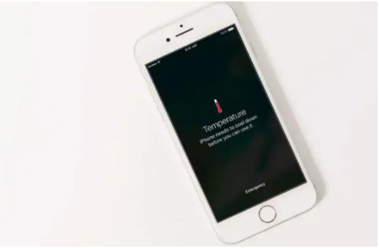 富拉尔基苹果手机维修分享iPhone 手机发热如何快速降温 