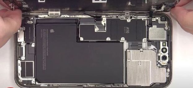 富拉尔基苹果14维修分享看iPhone 14 Pro Max拆解 