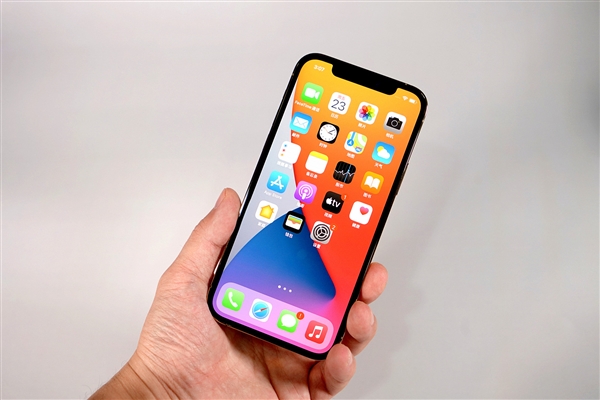 富拉尔基苹果手机维修分享iOS 14.2修订版已到，专属iPhone 12系列 